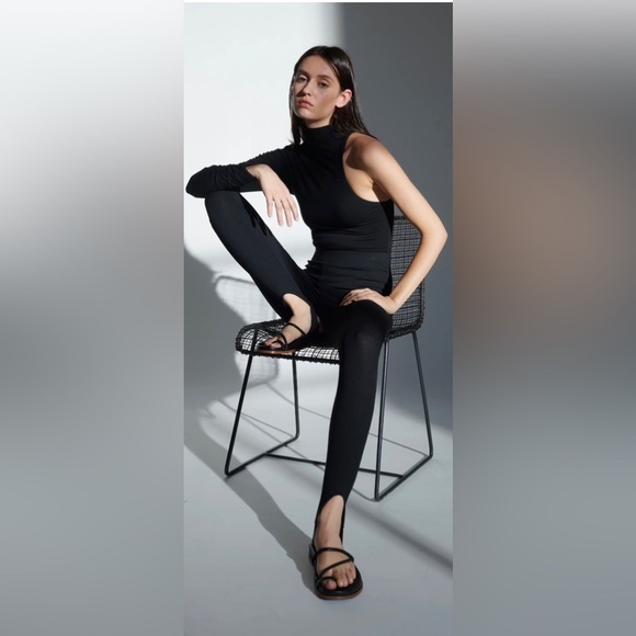 SKIN ORGANICS Atlas Bodysuit SIZE: SMALL - Picture 4 of 4